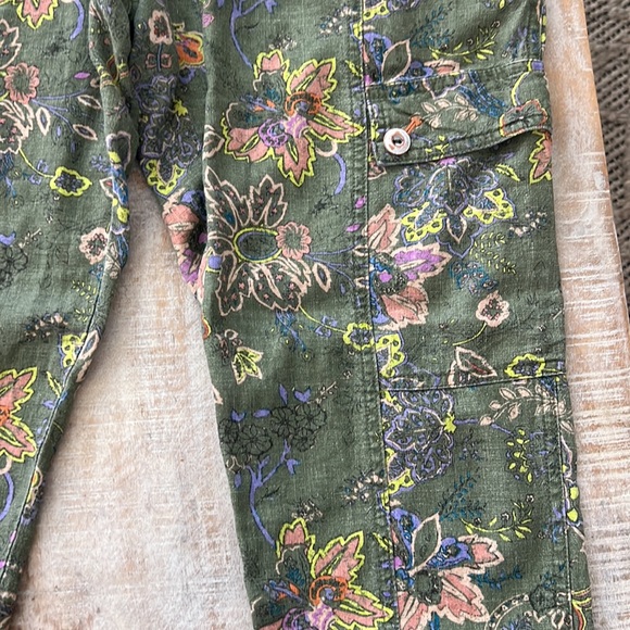 Anthropologie Classic Seamed Joggers {Green Multi Print} SP - Picture 6 of 10